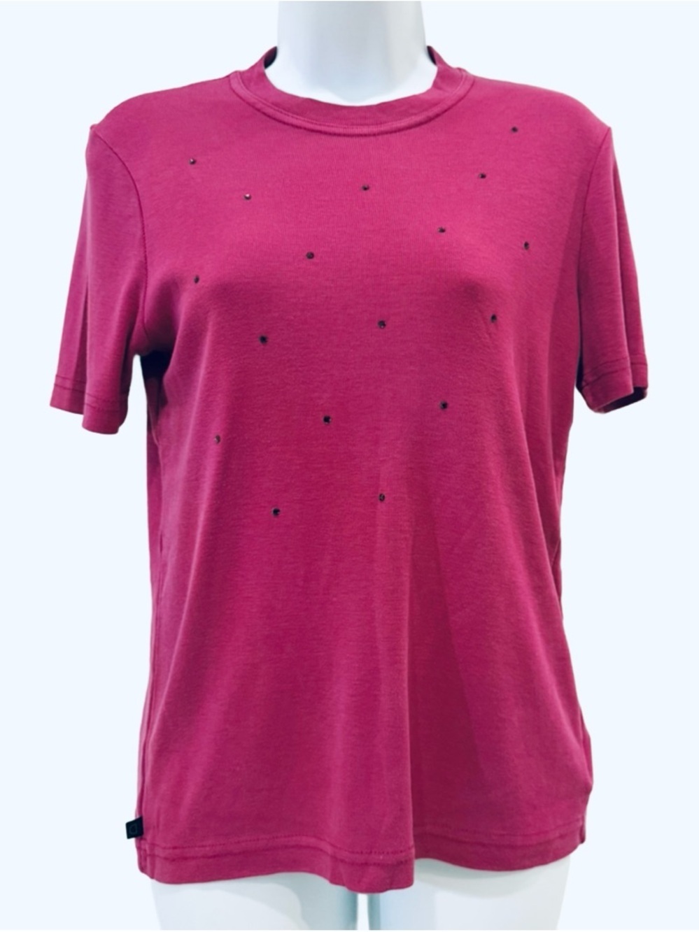 Democracy Short Sleeve Crewneck Tee in Raspberry with Black Studs. Small